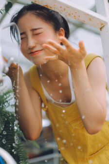 秋霞韩国伦理电线看